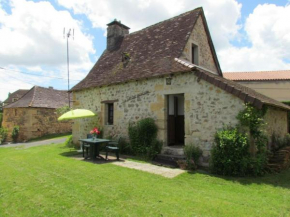 Gîte Hautefort, 2 pièces, 2 personnes - FR-1-616-164